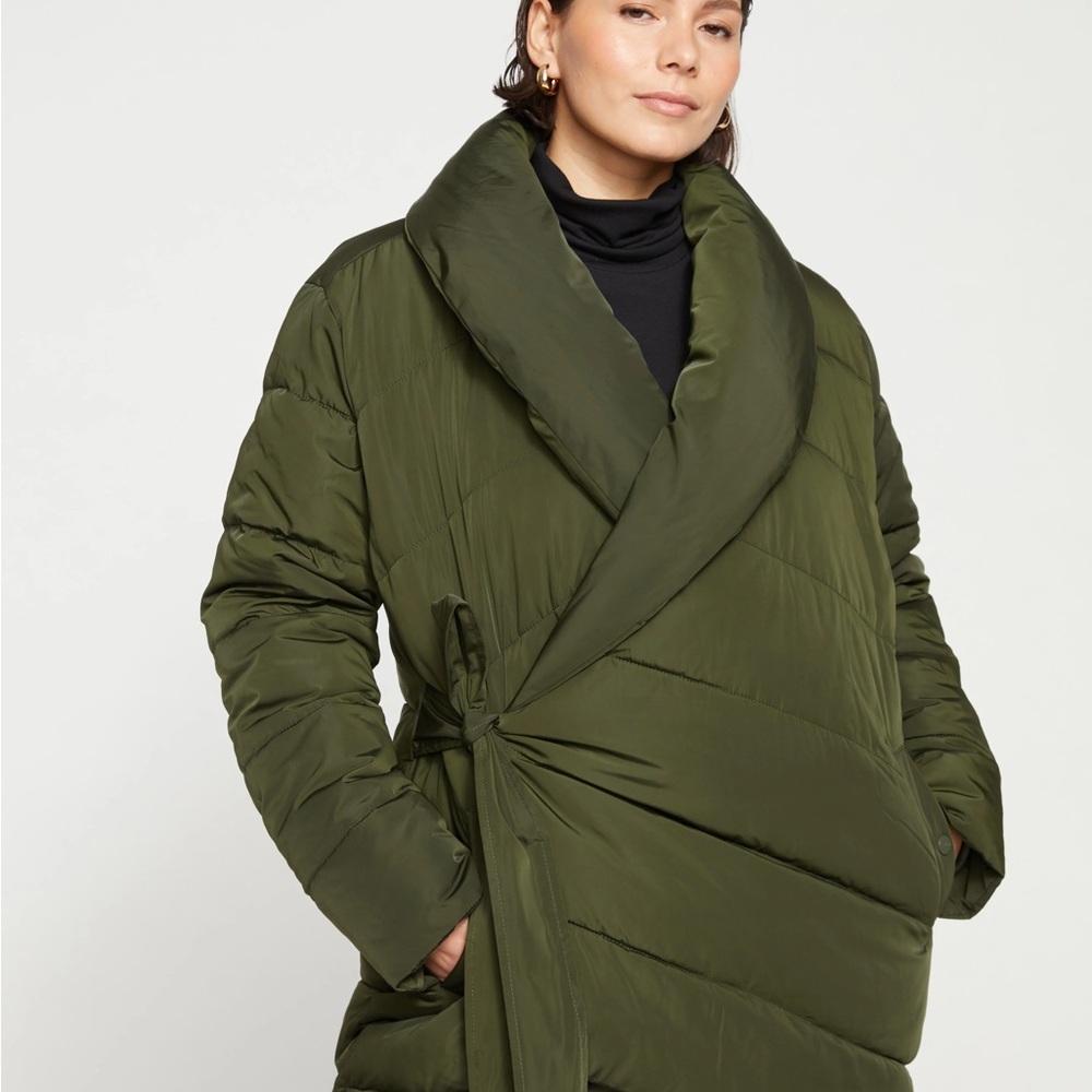 XS Universal Standard Kanda Puffer Coat (L standard sizing)